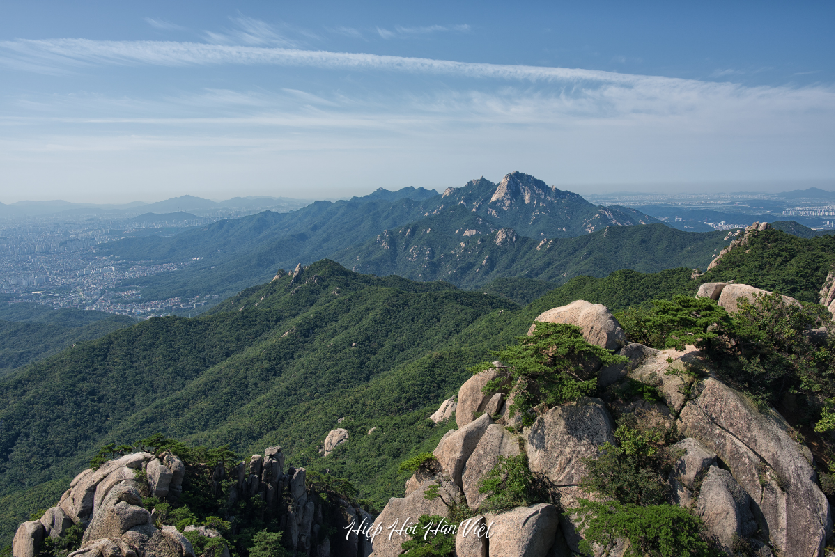 Bukhansan – ngọn núi cao nhất Seoul với pháo đài Bukhansanseong Bukhansan – ngọn núi cao nhất Seoul với pháo đài Bukhansanseong