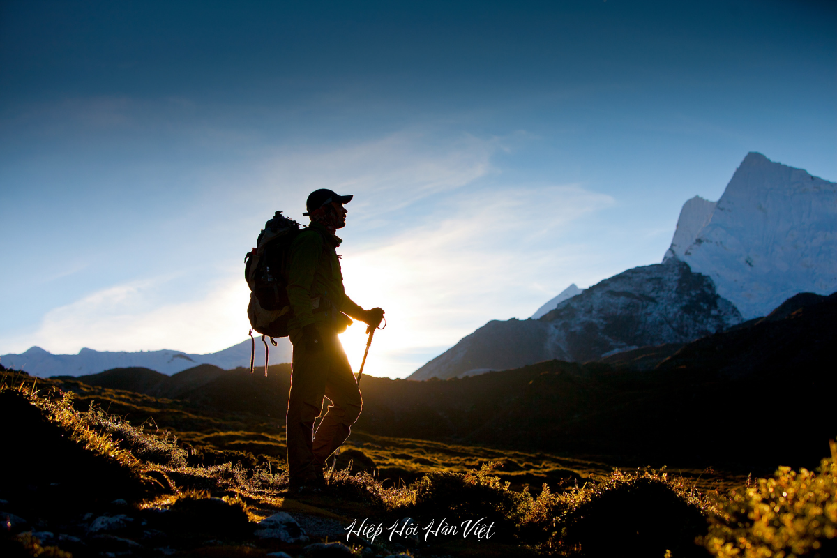 Du khách trekking tại Hàn Quốc