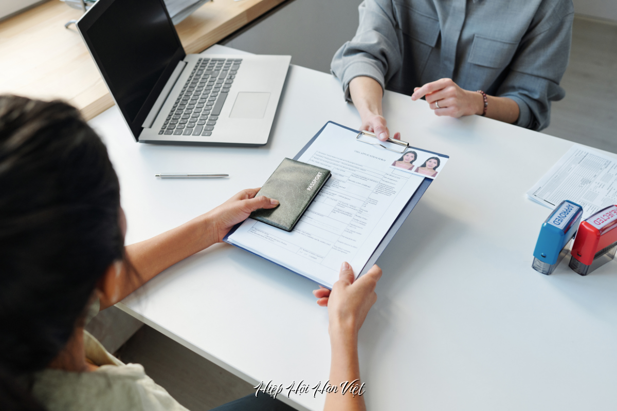 Du lịch và làm việc với Visa H-1